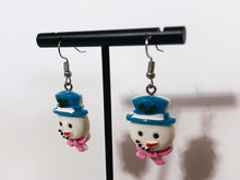 Load image into Gallery viewer, Snowman Earrings
